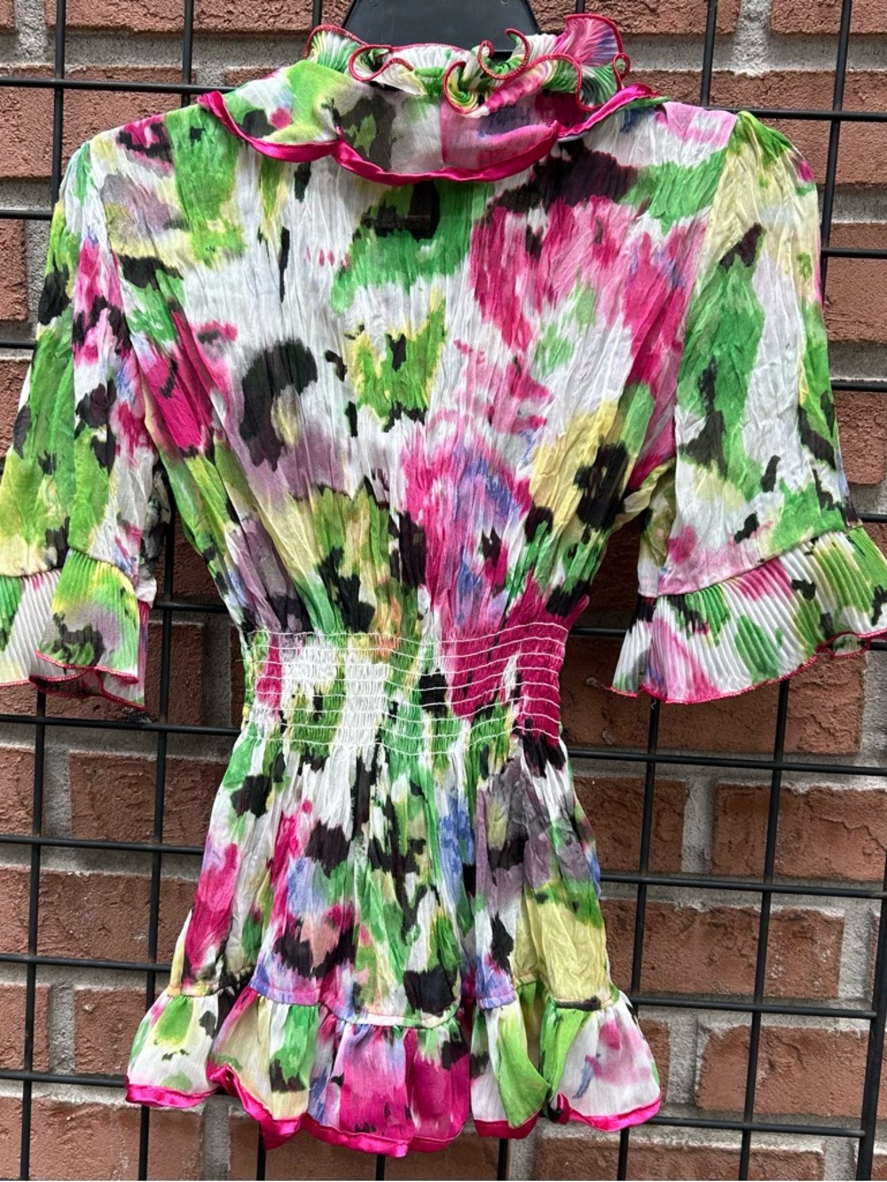 Floral Ruffle V-Neck Blouse - Multicolor - Picture 3 of 3
